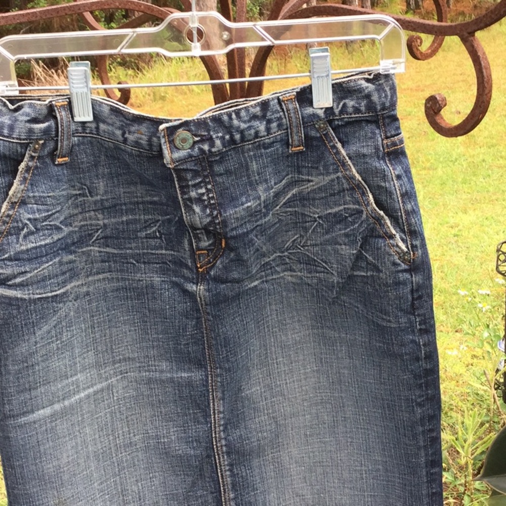 🦋Gap - 1969 Denim Pencil Skirt Size 2 Must Have - Picture 4 of 9